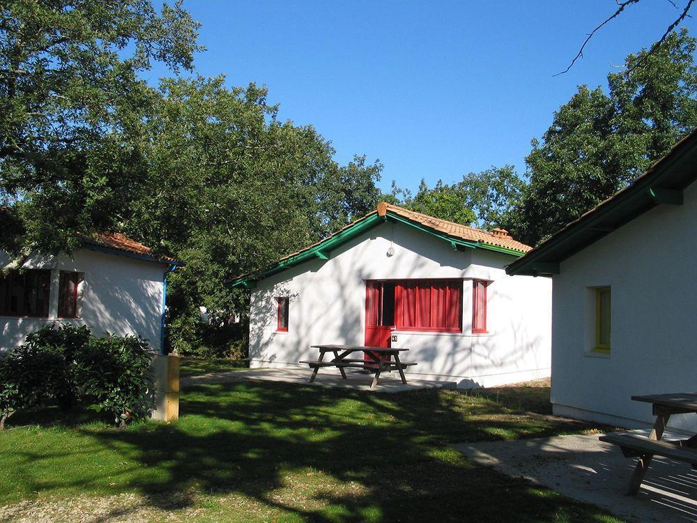 Residence Nemea Les Rives De Saint Brice Арес Экстерьер фото