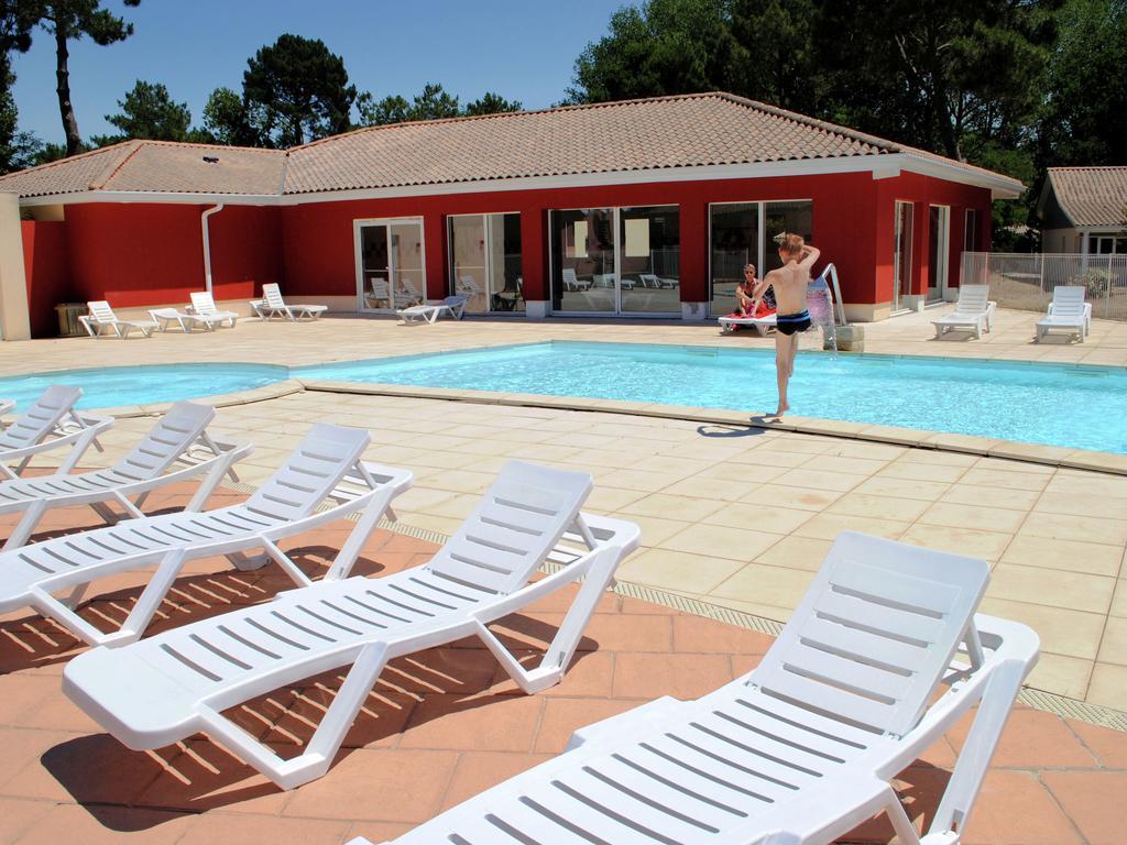 Residence Nemea Les Rives De Saint Brice Арес Экстерьер фото