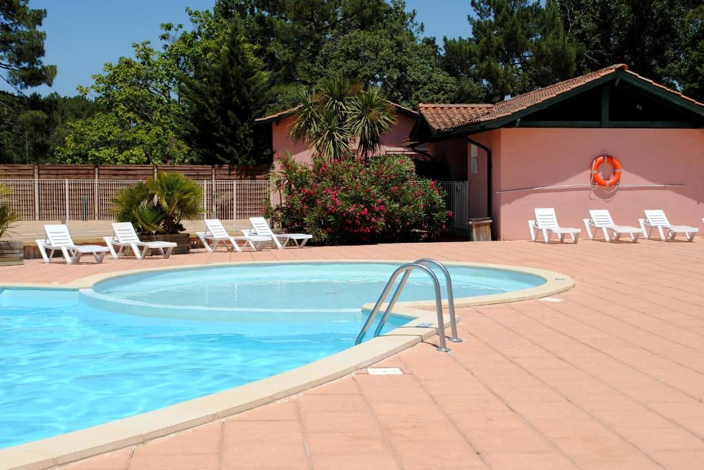 Residence Nemea Les Rives De Saint Brice Арес Экстерьер фото